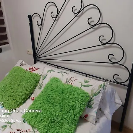 Atico Con 2 Grandes Terrazas Y 2 Lejlighed