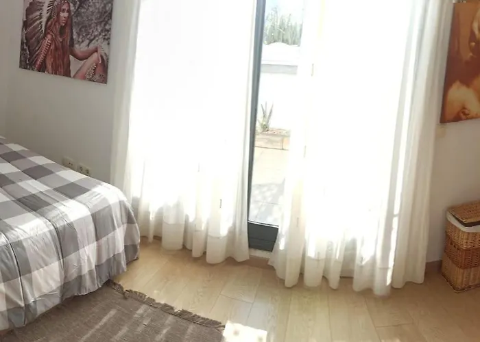 Apartamento ático Con 2 Grandes Terrazas Y 2 *